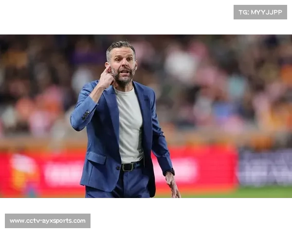 VAR三分钟复核后确认休斯顿迪纳摩客场绝杀进球有效